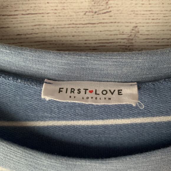 First Love by Lovelyn Blue and White Striped Shirt Short Sleeve Size Medium - Picture 8 of 15